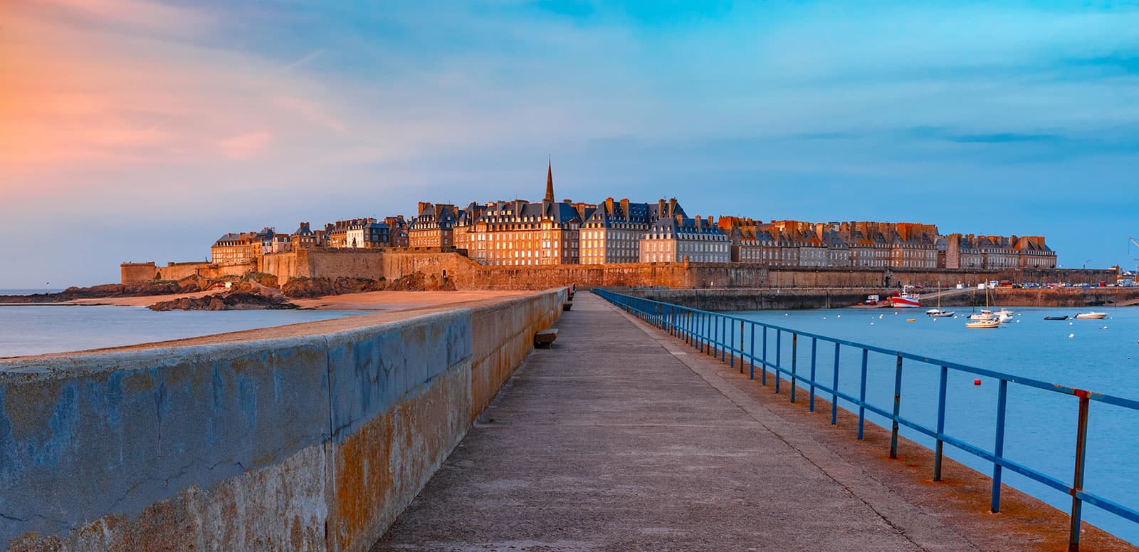 Voyages à rythme modéré — Aux 4 coins du monde