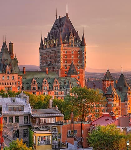 Québec, entre forêts et fleuve